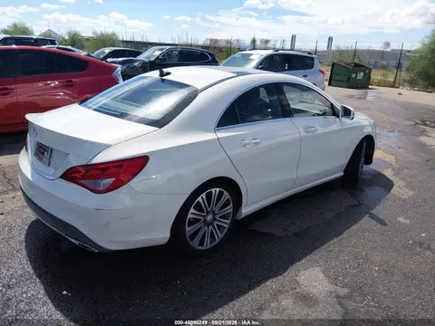 2017 Mercedes-Benz CLA 250 VIN WDDSJ4EB7HN410175 фото 4