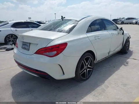 2018 Mercedes-Benz CLA 250 VIN WDDSJ4EB8JN583967 фото 4