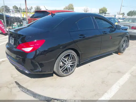 2018 Mercedes-Benz CLA 250 VIN WDDSJ4EB8JN679288 фото 4