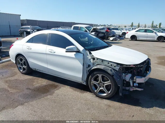 2018 Mercedes-Benz CLA 250 VIN WDDSJ4EB1JN655348 фото 1
