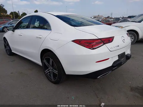 2020 Mercedes-Benz CLA 250 VIN WDD5J4GB7LN034354 фото 3