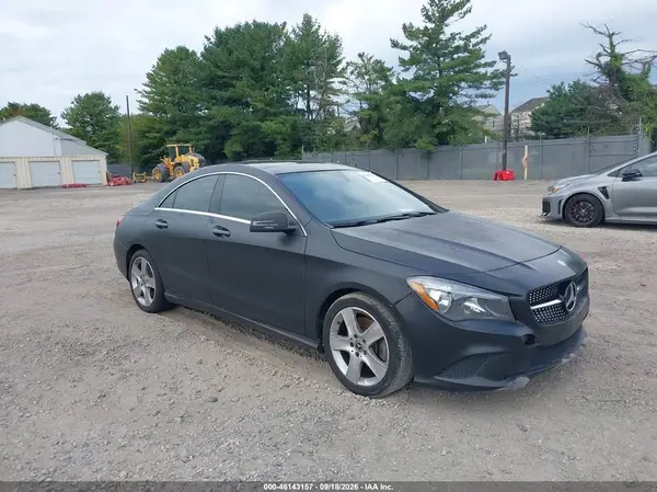 WDDSJ4GB1JN657467 — 2018 Mercedes-Benz CLA-Klasse, Повреждения снизу (Undercarriage), фото до ремонта
