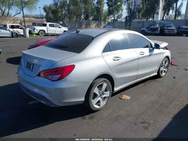 WDDSJ4EB9JN545082 — 2018 Mercedes-Benz CLA-Klasse, фото 4 с аукциона IAAI, Передняя часть