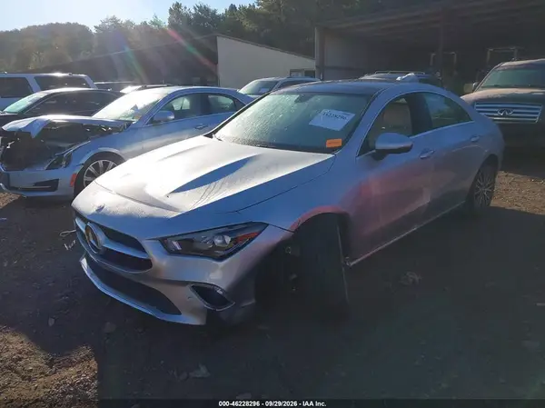 W1K5J4GB7PN397033 — 2023 Mercedes-Benz CLA-Klasse, фото 2 с аукциона IAAI, Передняя часть слева