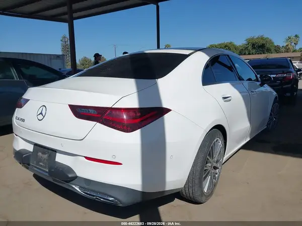 W1K5J4GB4SN509537 — 2025 Mercedes-Benz CLA-Klasse, фото 4 с аукциона IAAI, Передняя часть справа