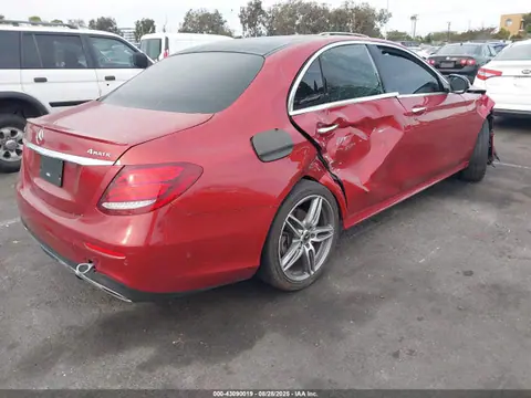 2018 Mercedes-Benz E 300 4matic VIN WDDZF4KB2JA472875 фото 4