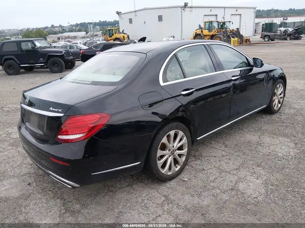 WDDZF4KB5JA377503 — 2018 Mercedes-Benz E 300, фото 4 с аукциона IAAI, Правый бок