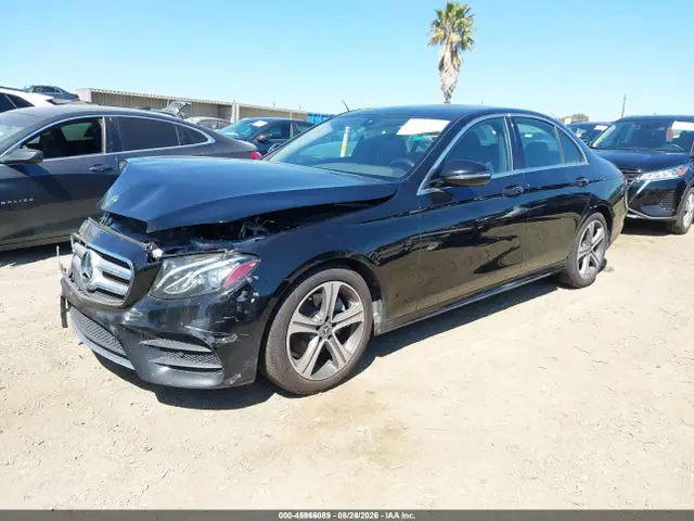 WDDZF4JB5KA678940 — 2019 Mercedes-Benz E 300, фото 2 с аукциона IAAI 14.10.2026, Передняя часть справа