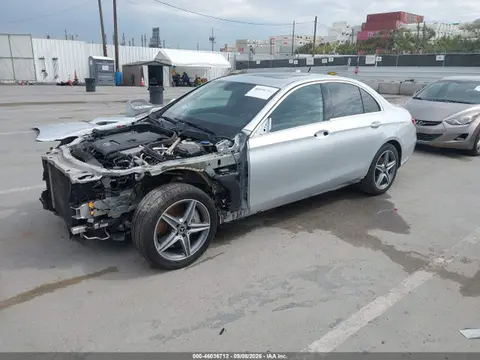 2019 Mercedes-Benz E 300 VIN WDDZF4JB6KA513138 фото 2