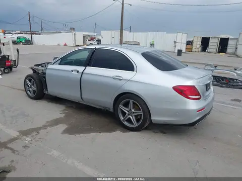 2019 Mercedes-Benz E 300 VIN WDDZF4JB6KA513138 фото 3