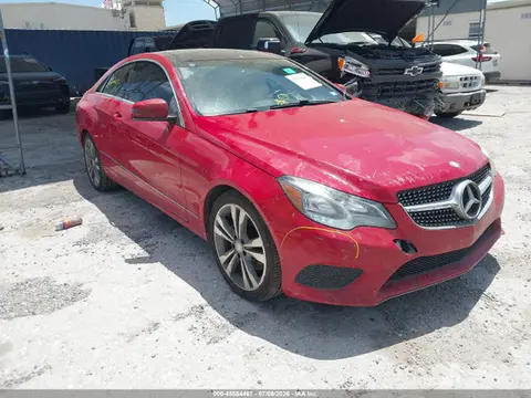 WDDKJ5KB9EF247464 — 2014 Mercedes-Benz E 350, Повреждения со всех сторон (All Over), фото до ремонта