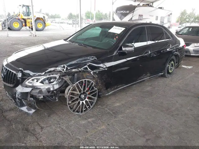 WDDHF5KB2FB109172 — 2015 Mercedes-Benz E 350, фото 2 с аукциона IAAI 29.09.2026, Левый бок