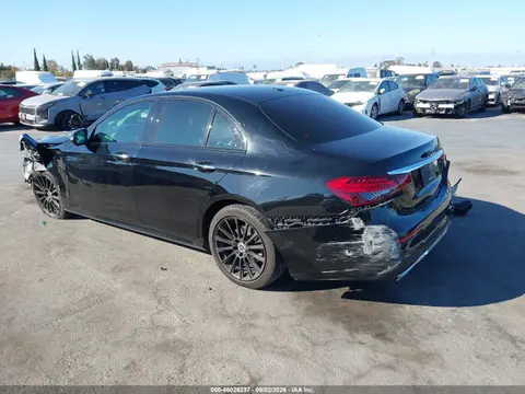 2021 Mercedes-Benz E 350 VIN W1KZF8DB2MA904406 фото 3