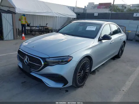 2025 Mercedes-Benz E 350 VIN W1KLF4HB6SA112703 фото 2