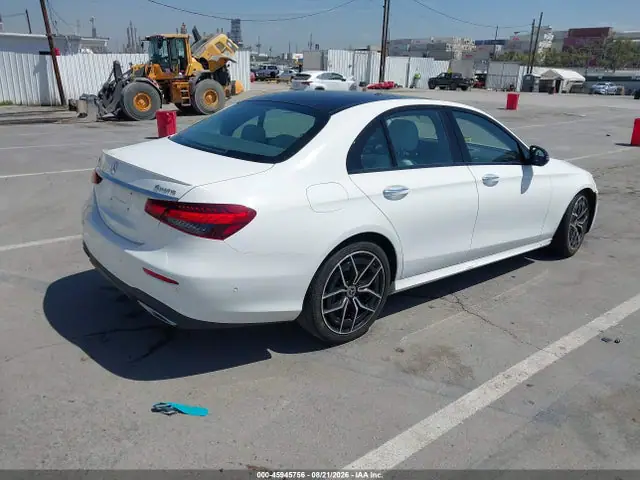W1KZF5KB7NB012584 — 2022 Mercedes-Benz E 450 4MATIC, фото 4 с аукциона IAAI 14.10.2026, Передняя часть справа