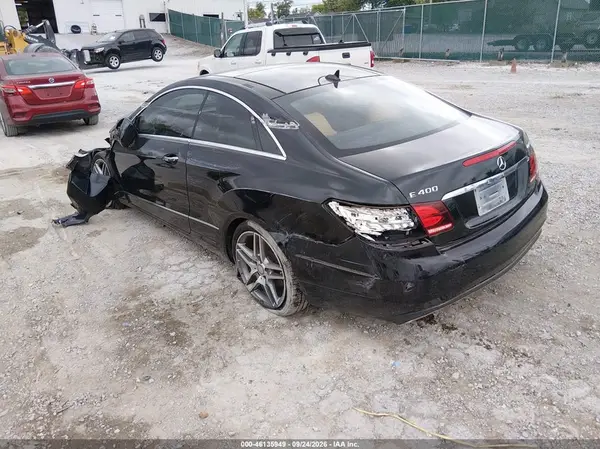 WDDKJ6HB2GF315717 — 2016 Mercedes-Benz E-Klasse, фото 3 с аукциона IAAI, Повреждения со всех сторон