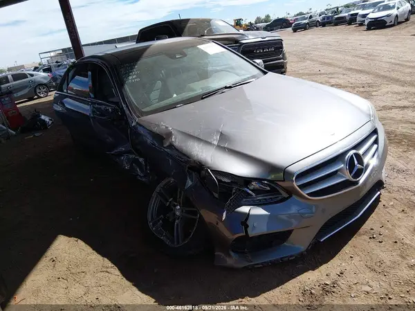 WDDHF5KB3GB291174 — 2016 Mercedes-Benz E-Klasse, Правый бок (Right Side), фото до ремонта