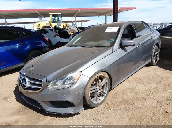 WDDHF5KB3GB291174 — 2016 Mercedes-Benz E-Klasse, фото 2 с аукциона IAAI, Правый бок