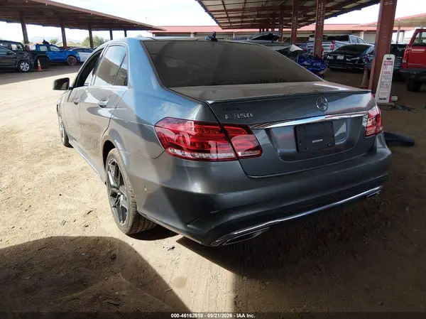 WDDHF5KB3GB291174 — 2016 Mercedes-Benz E-Klasse, фото 3 с аукциона IAAI, Правый бок