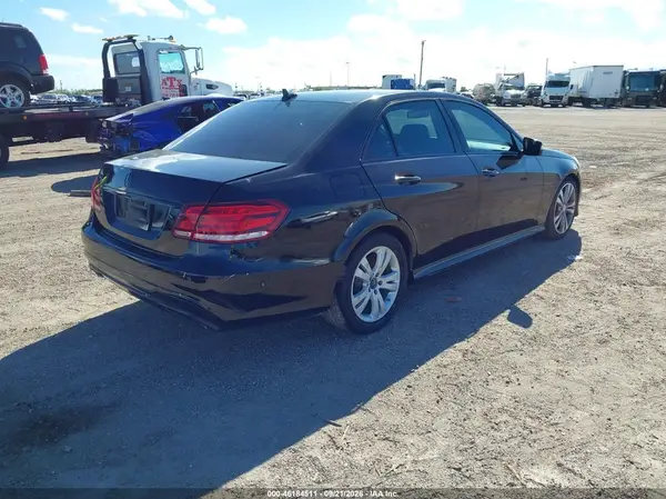 WDDHF5KB2GB199912 — 2016 Mercedes-Benz E-Klasse, фото 4 с аукциона IAAI 30.09.2026, Естественный износ