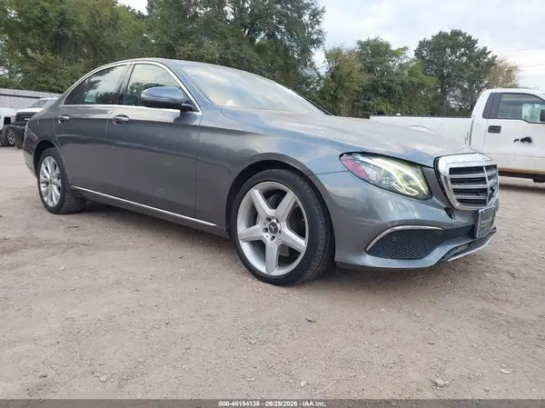 WDDZF4JB2HA239901 — 2017 Mercedes-Benz E-Klasse, Передняя часть (Front End), фото до ремонта