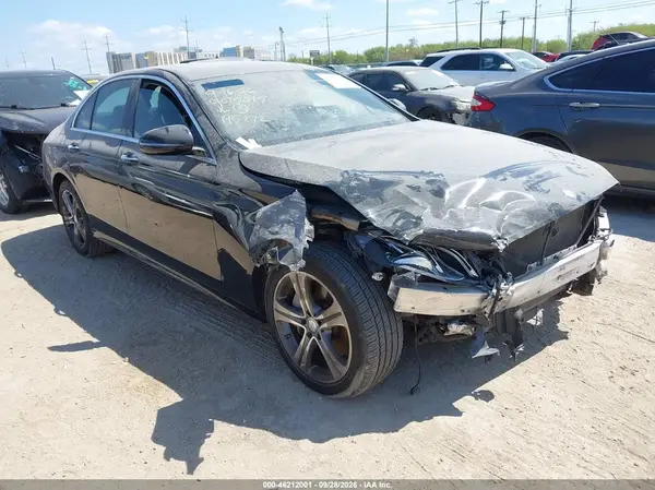 WDDZF4KB4HA195172 — 2017 Mercedes-Benz E-Klasse, Передняя часть (Front End), фото до ремонта