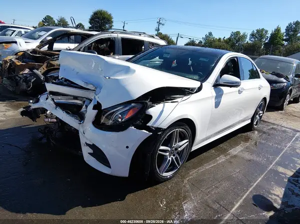 WDDZF4KB8KA504567 — 2019 Mercedes-Benz E-Klasse, фото 2 с аукциона IAAI, Передняя часть