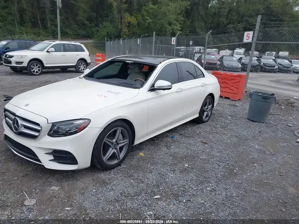 WDDZF8DB9LA700829 — 2020 Mercedes-Benz E-Klasse, фото 2 с аукциона IAAI 07.10.2026, Передняя часть