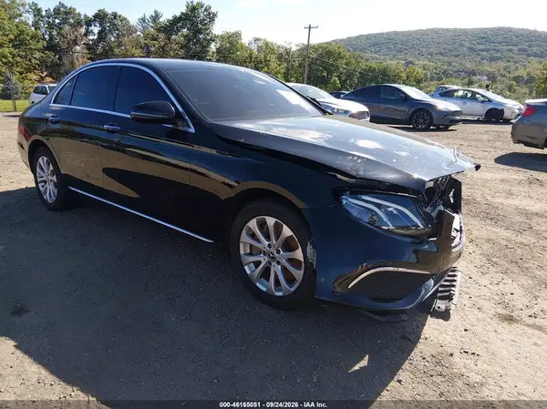 W1KZF8EB2LA838288 — 2020 Mercedes-Benz E-Klasse, Передняя часть (Front End), фото до ремонта