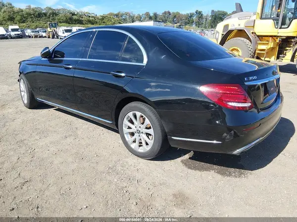 W1KZF8EB2LA838288 — 2020 Mercedes-Benz E-Klasse, фото 3 с аукциона IAAI, Передняя часть