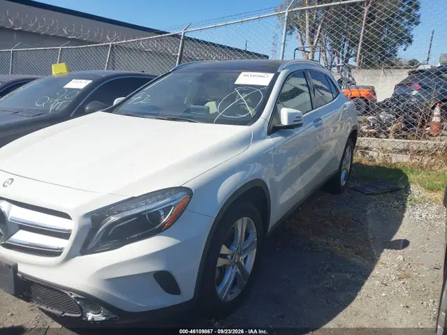 WDCTG4GB6HJ349218 — 2017 Mercedes-Benz Gla 250 4MATIC, фото 2 с аукциона IAAI 30.09.2026, Передняя часть справа