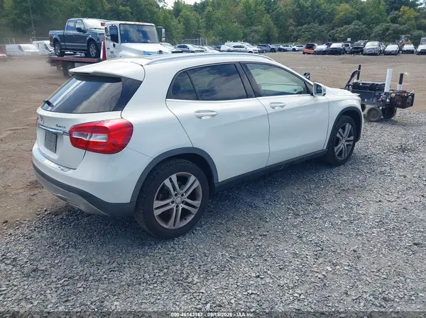 WDCTG4GB1GJ244066 — 2016 Mercedes-Benz GLA-Klasse, фото 4 с аукциона IAAI 12.10.2026, Левый бок