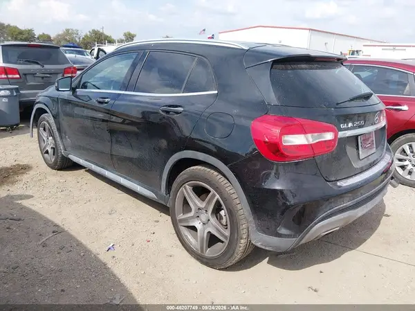 WDCTG4GB7HJ313828 — 2017 Mercedes-Benz GLA-Klasse, фото 3 с аукциона IAAI, Передняя часть