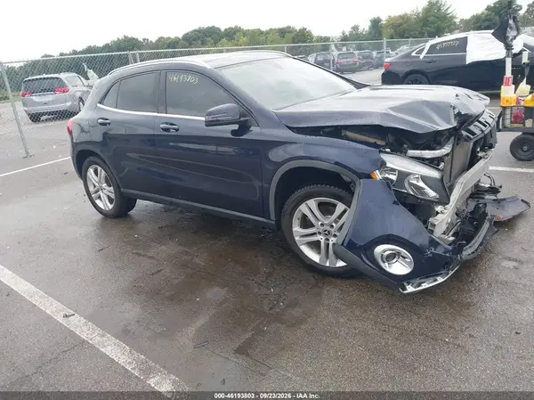 WDCTG4GB0JJ471868 — 2018 Mercedes-Benz GLA-Klasse, Передняя часть (Front End), фото до ремонта