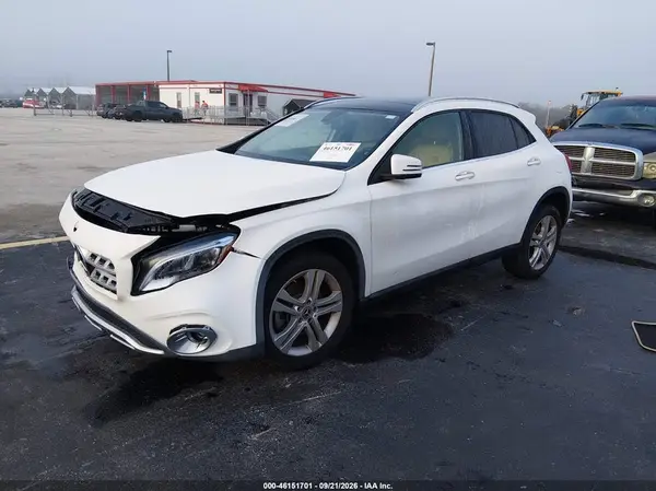 WDCTG4EB6KU015201 — 2019 Mercedes-Benz GLA-Klasse, фото 2 с аукциона IAAI 15.10.2026, Передняя часть справа