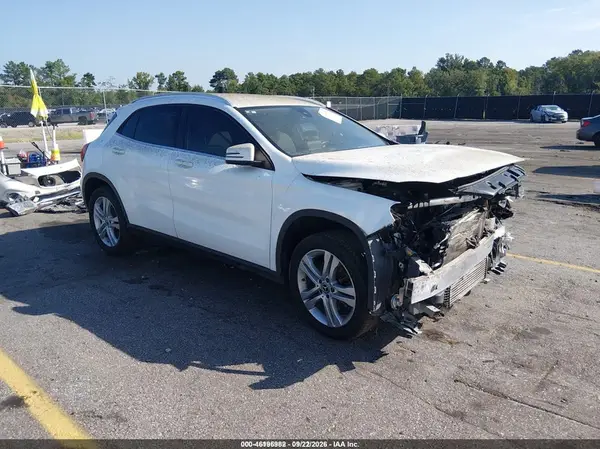 WDCTG4EB7KJ548207 — 2019 Mercedes-Benz GLA-Klasse, Передняя часть (Front End), фото до ремонта