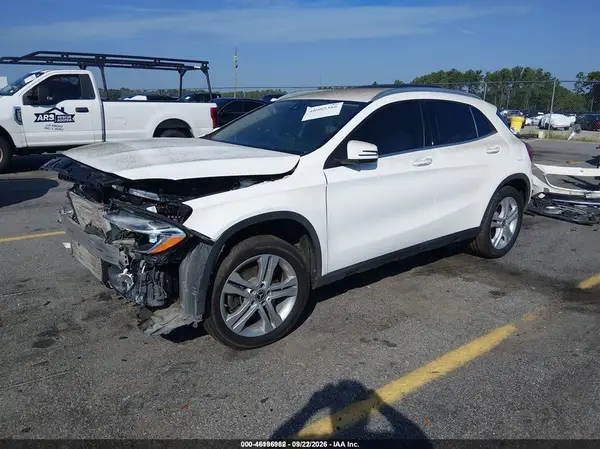 WDCTG4EB7KJ548207 — 2019 Mercedes-Benz GLA-Klasse, фото 2 с аукциона IAAI 14.10.2026, Передняя часть