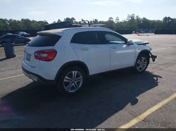 WDCTG4EB7KJ548207 — 2019 Mercedes-Benz GLA-Klasse, фото 4 с аукциона IAAI 14.10.2026, Передняя часть