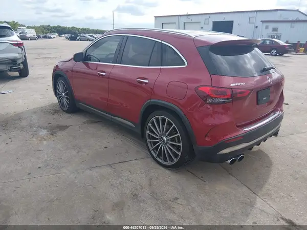 W1N4N5DB8MJ222063 — 2021 Mercedes-Benz GLA-Klasse, фото 3 с аукциона IAAI, Передняя часть