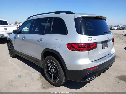 2020 Mercedes-Benz Glb 250 4matic VIN W1N4M4HB9LW069833 фото 3