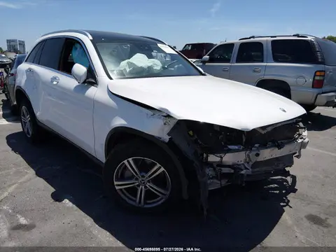 W1N0G8EBXNG032532 — 2022 Mercedes-Benz GLC 300 4MATIC Suv, Передняя часть (Front End), фото до ремонта