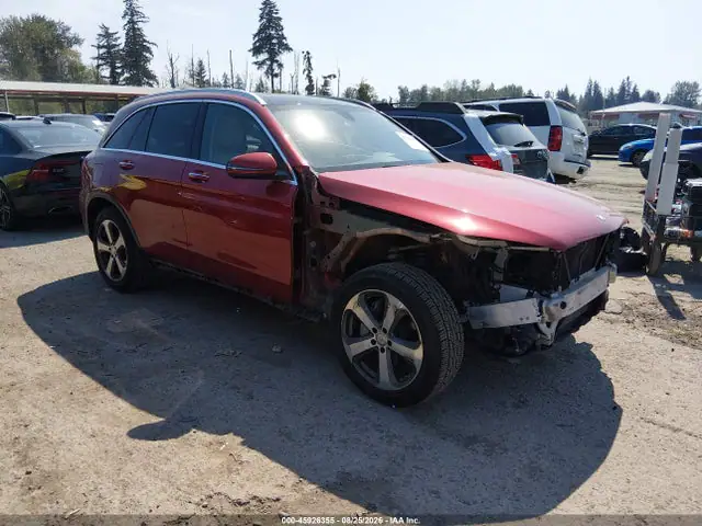 WDC0G4KB9GF104103 — 2016 Mercedes-Benz GLC 300 4MATIC, Передняя часть (Front End), фото до ремонта