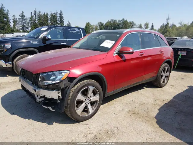 WDC0G4KB9GF104103 — 2016 Mercedes-Benz GLC 300 4MATIC, фото 2 с аукциона IAAI 30.09.2026, Передняя часть