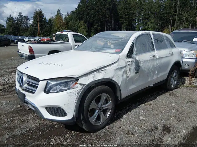 WDC0G4KB1JV028857 — 2018 Mercedes-Benz GLC 300 4MATIC, фото 2 с аукциона IAAI 30.09.2026, Опрокидывание