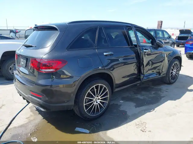 WDC0G8DB5LF699577 — 2020 Mercedes-Benz GLC 300, фото 4 с аукциона IAAI 14.10.2026, Правый бок