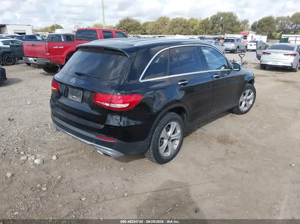 WDC0G4JB6HV003593 — 2017 Mercedes-Benz GLC, фото 4 с аукциона IAAI, Передняя часть