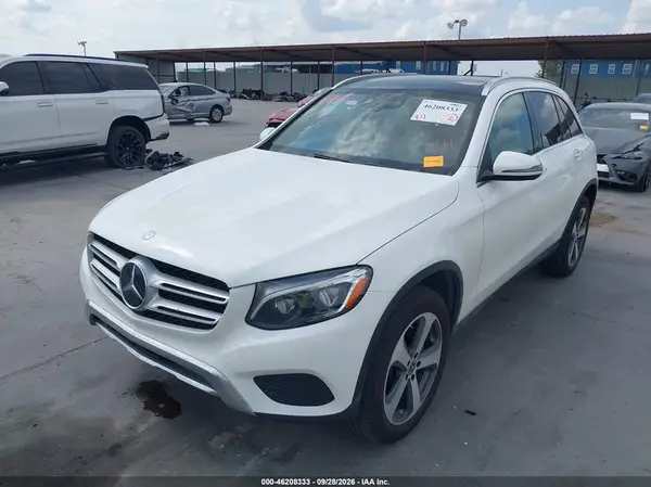WDC0G4KB9HF234674 — 2017 Mercedes-Benz GLC, фото 2 с аукциона IAAI, Передняя часть
