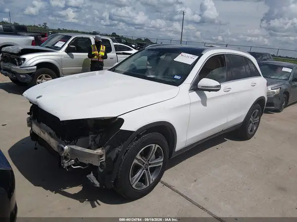 WDC0G4JB0JV034781 — 2018 Mercedes-Benz GLC, фото 2 с аукциона IAAI 14.10.2026, Передняя часть