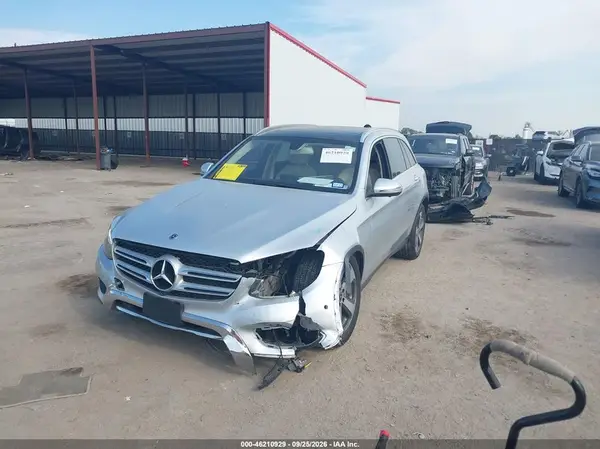 WDC0G4KB2JV062788 — 2018 Mercedes-Benz GLC, фото 2 с аукциона IAAI, Передняя часть