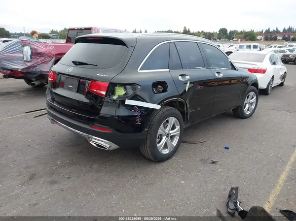 WDC0G4KB2JV097640 — 2018 Mercedes-Benz GLC, фото 4 с аукциона IAAI, Задняя часть